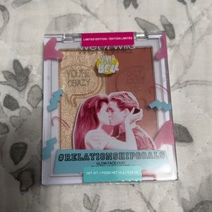 Wet n Wild Saved By The Bell Relationship Goals Glow Face Duo Blush & Highlight